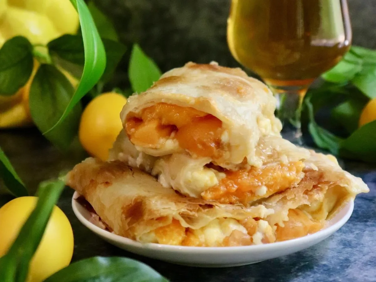 RECEPT Štrudla s marelicama, pivom i bademima