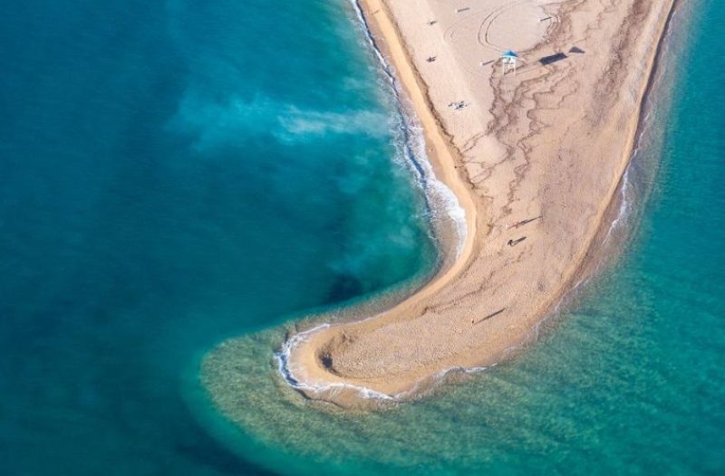 Koprivnica - grad-koprivnica.net - Olujno jugo ponovno promijenili izgled plaže Zlatni rat